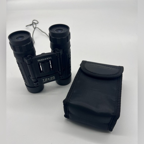 Bushnell 12x25 240FT/ 1000 Yds Black Binoculars - Picture 2 of 5